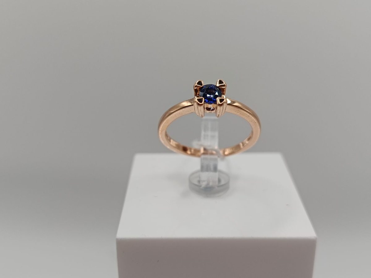 КОЛКМ585 КОЛЬЦО С КАМНЕМ (Au 585)