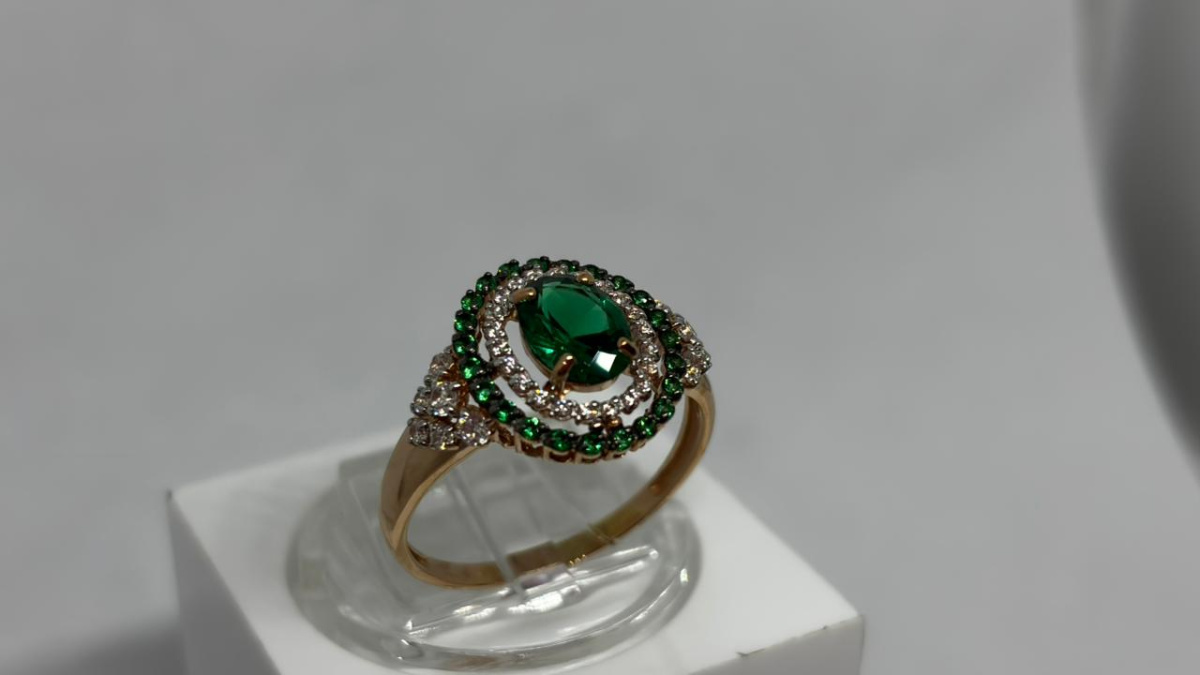 КОЛЬЦО С КАМНЯМИ (Au 585)