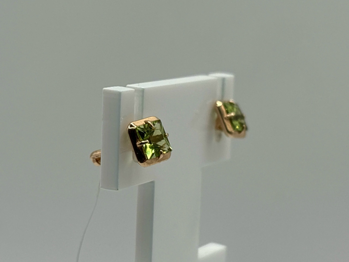 СЕРЬГИ ПУСЕТЫ с камнем (Au 585)