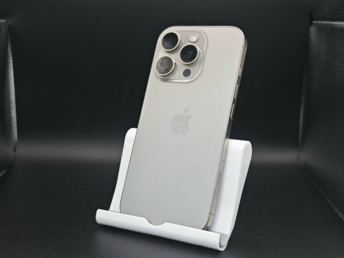 Смартфон Apple Iphone 16 Pro 128Gb