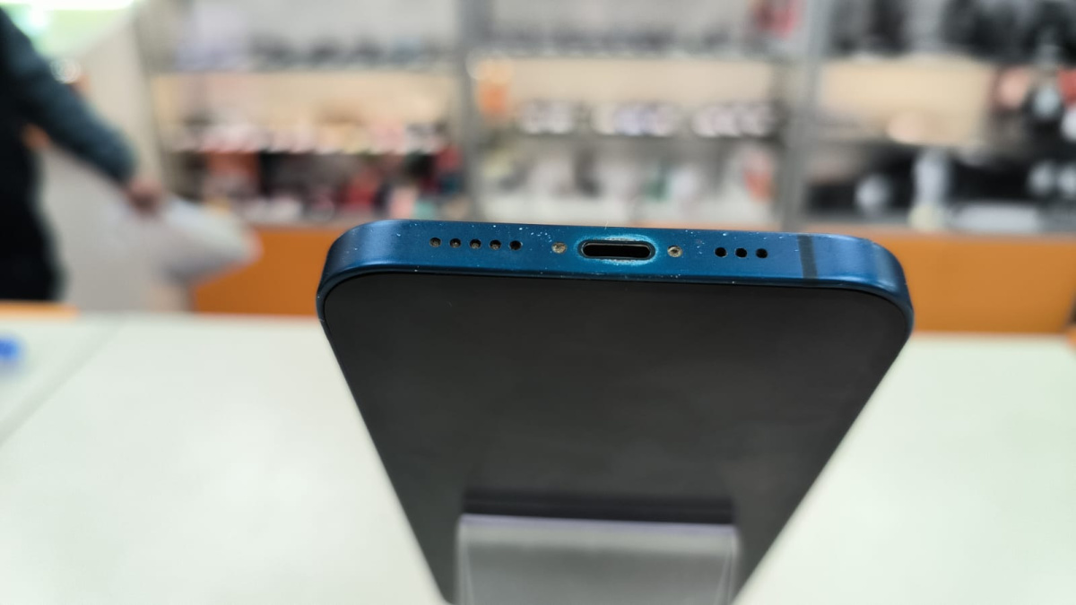 Смартфон Apple iPhone 12 128Gb