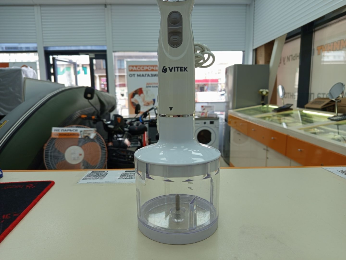 Блендер Vitek VT-3407