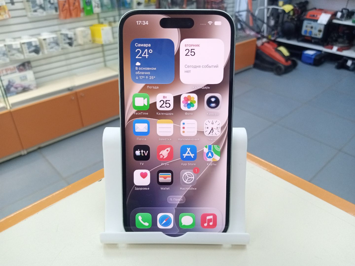 Смартфон Apple Iphone 15 128Gb