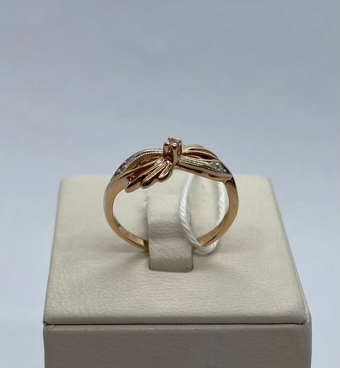 КОЛКМИ585 КОЛЬЦО С КАМНЯМИ (Au 585)