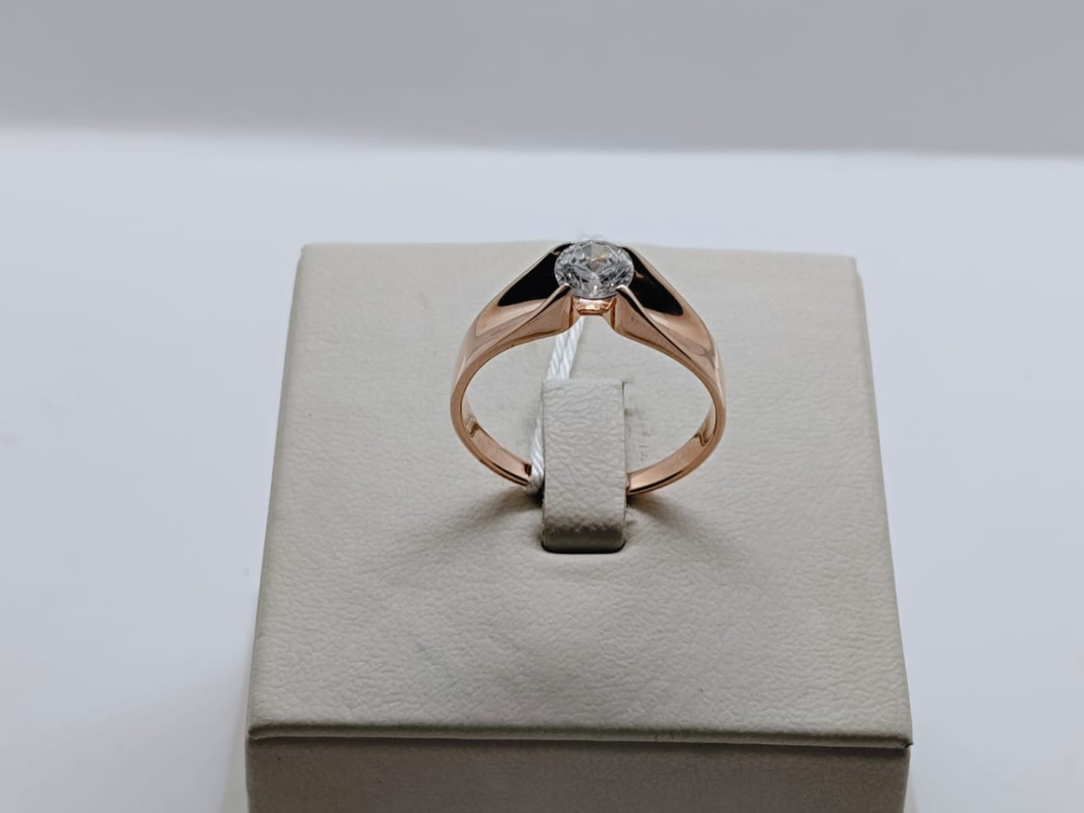 КОЛКМ585 КОЛЬЦО С КАМНЕМ (Au 585)