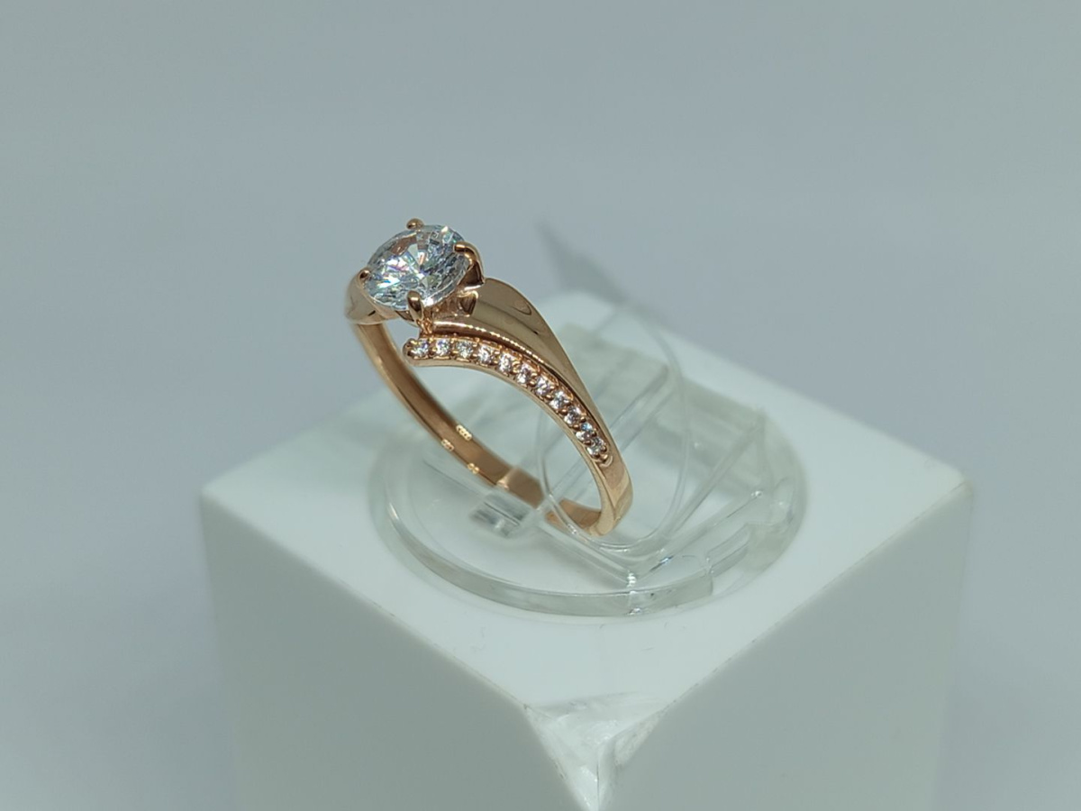 КОЛЬЦО С КАМНЯМИ (Au 585)