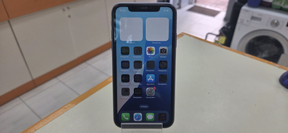 Смартфон Apple iPhone 11 128Gb