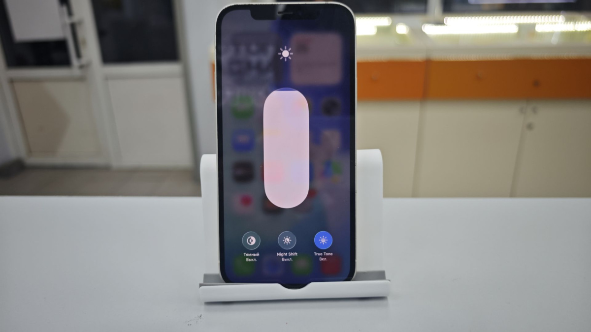 Смартфон Apple iPhone 12 64Gb