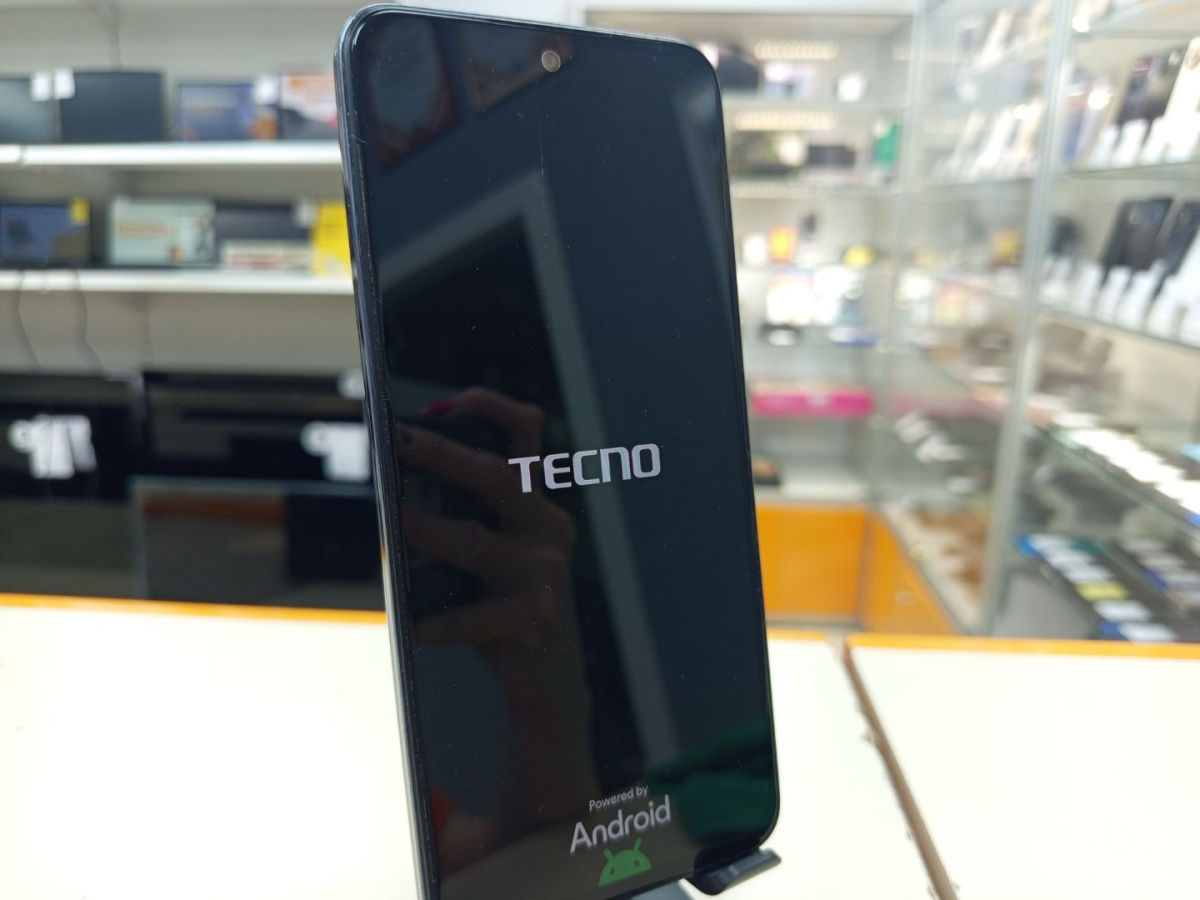 Смартфон Tecno SPARK 30 PRO 8/128