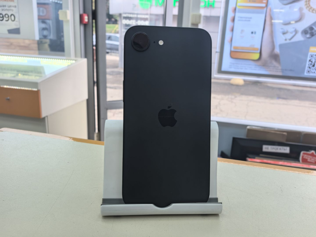Смартфон Apple Iphone 16E 128Gb